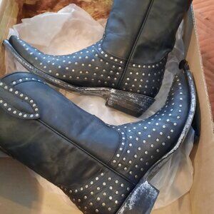 Old Gringo Laguna Black Women's Boot in size 8